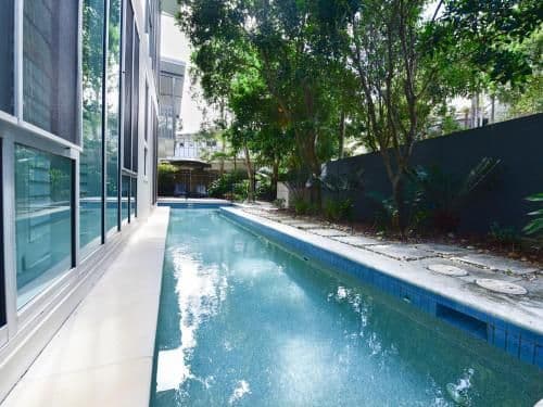 Three-Bedroom Belongil Penthouse