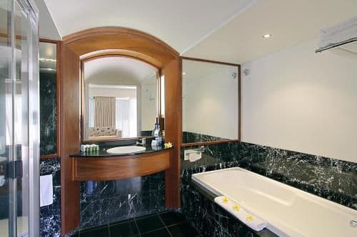 Boutique Suite