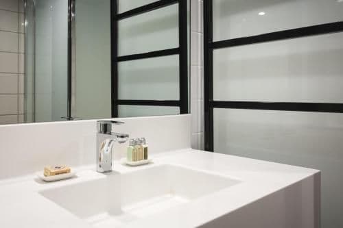 Studio with Pool Access - Broome Cup