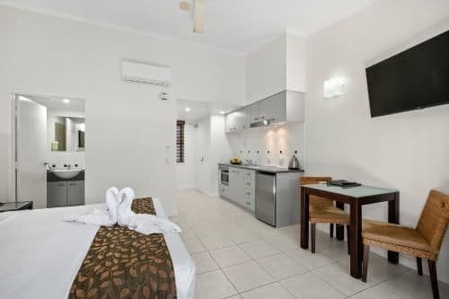 Studio Apartment