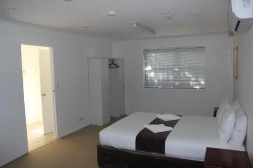Three-Bedroom House - Pet Friendly, No Wifi