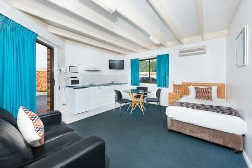 King Spa Villa