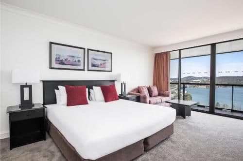 Three-Bedroom Apartment - Weekly Housekeeping