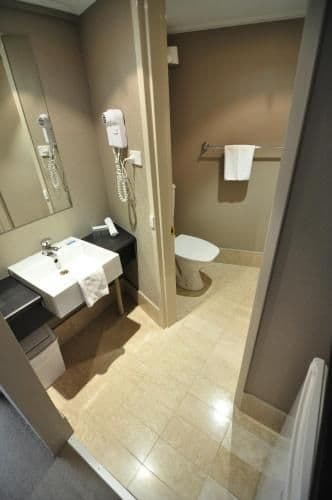Atrium Queen Room
