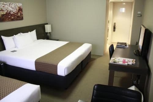 Atrium Queen Room