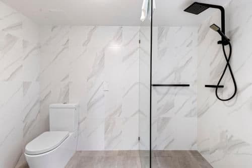 Deluxe One Bedroom Apartment