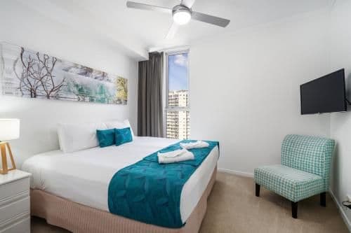 Three-Bedroom Apartment with Ocean View