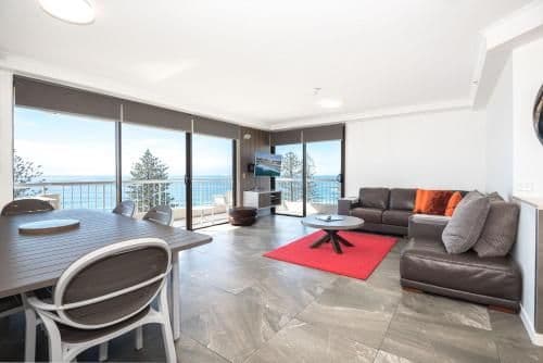 Superior Three-Bedroom Apartment with Ocean View