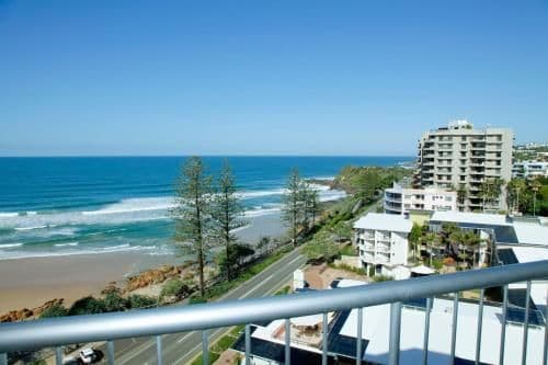 Superior Three-Bedroom Apartment with Ocean View
