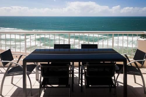 Luxury Three-Bedroom Apartment - Penthouse (A)