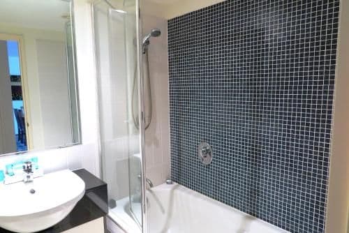 Deluxe Two-Bedroom Apartment with Pool View