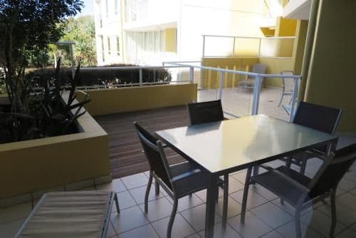 Deluxe Two-Bedroom Apartment with Pool View
