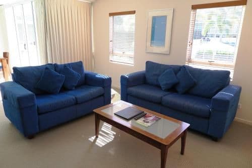 Deluxe Two-Bedroom Apartment with Pool View