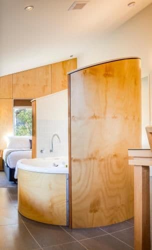Luxury Cottage with Spa Bath - Adult Only