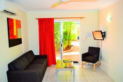 One-Bedroom Apartment with King Bed