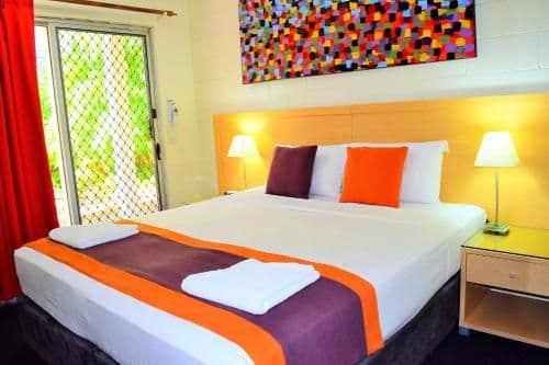 One-Bedroom Apartment with King Bed
