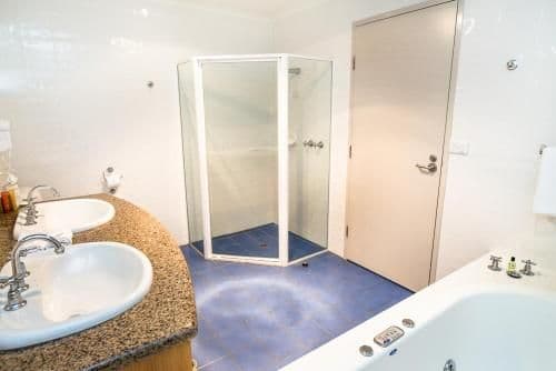 Exec Spa King Room