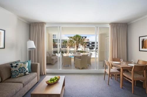Deluxe One-Bedroom Suite