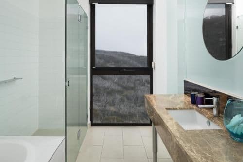 Three-Bedroom Apartment with 2 Bathrooms