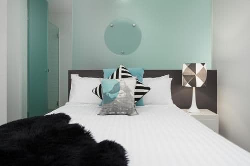 Two-Bedroom Apartment with Spa Bath