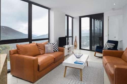 Two-Bedroom Apartment with Spa Bath