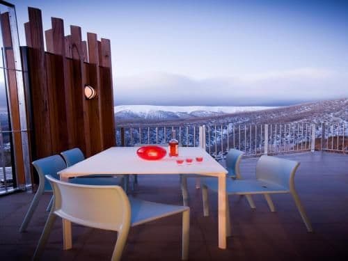 Three-Bedroom Apartment with 3 Bathrooms