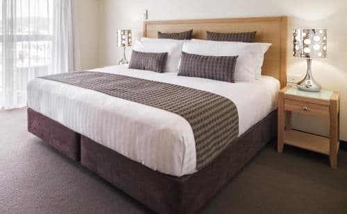 Deluxe King Suite