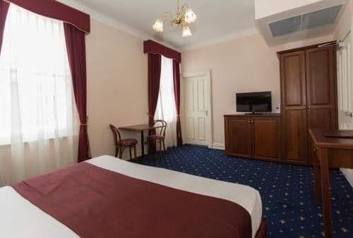 Special Offer - Deluxe King or Twin Room - Elvis Festival