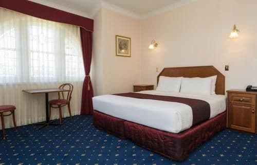 Special Offer - Deluxe King or Twin Room - Elvis Festival