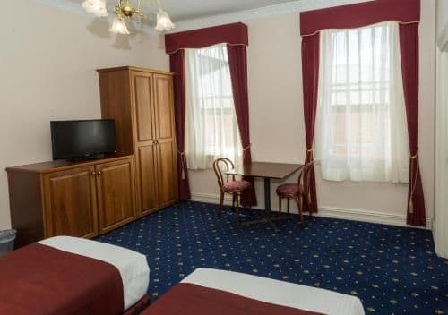 Special Offer - Deluxe King or Twin Room - Elvis Festival