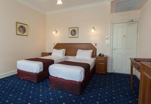 Special Offer - Deluxe King or Twin Room - Elvis Festival