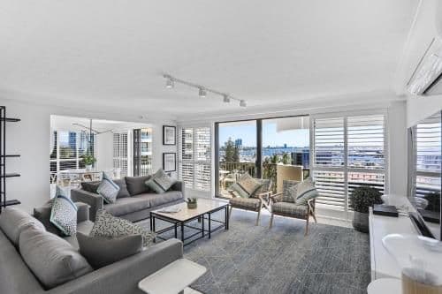 Three-3 Bedroom Marina View Superior Apartment