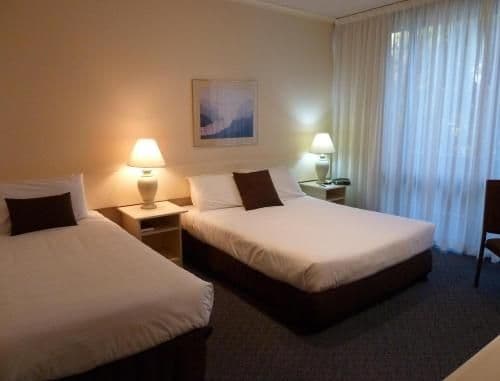 Twin Room with Spa Bath