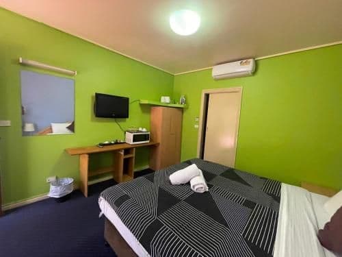 Queen Room