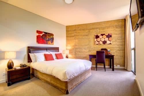 Standard Queen Room