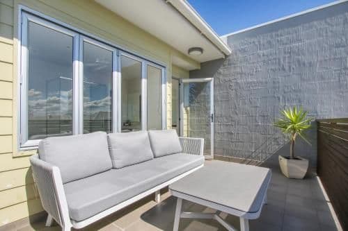 Two-Bedroom Lake King