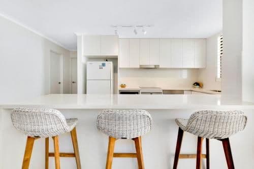 Two-Bedroom Apartment (Level 4-12)
