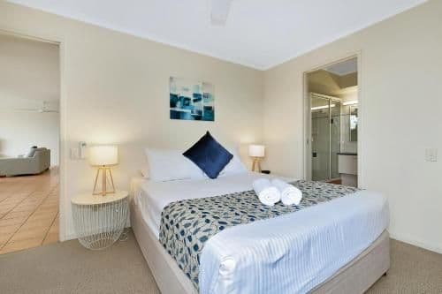 One-Bedroom Apartment (Level 4-12)