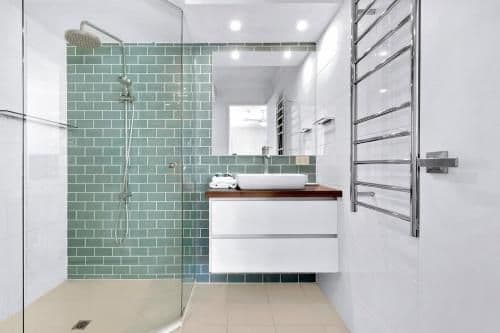 Two-Bedroom Apartment (Level 4-12)