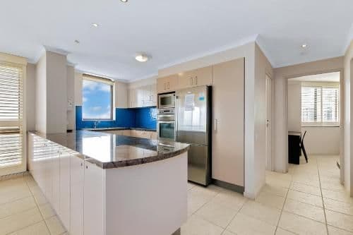 Two-Bedroom Apartment (Level 4-12)
