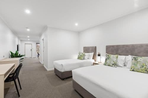 Executive Twin Suite