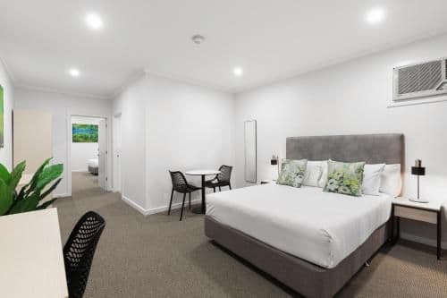Deluxe Family Suite