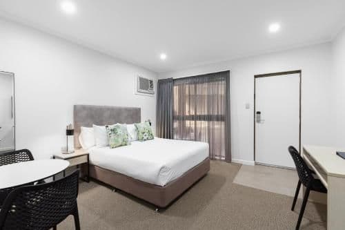 Deluxe Family Suite