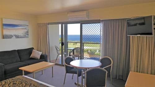 King Suite with Pool View