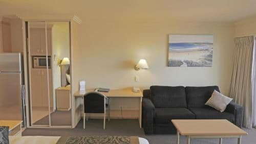 King Suite with Pool View