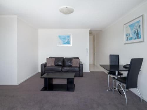 One-Bedroom Apartment with Ocean View