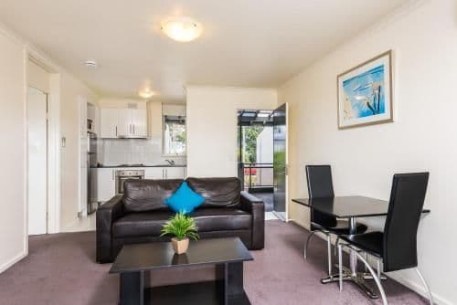 One-Bedroom Apartment with Ocean View