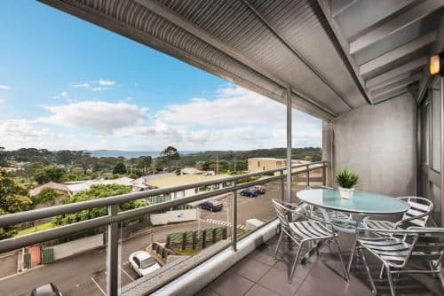 One-Bedroom Apartment with Ocean View