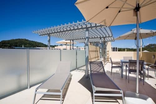 One-Bedroom Apartment with Partial Ocean View
