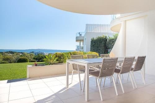 Premium Three-Bedroom Apartment